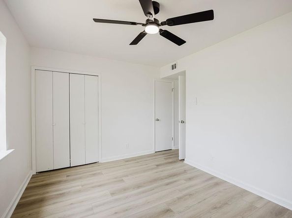 2112  Pontiac Drive , Carrollton Texas 75006