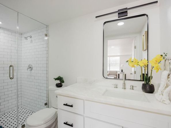 2112  Pontiac Drive , Carrollton Texas 75006