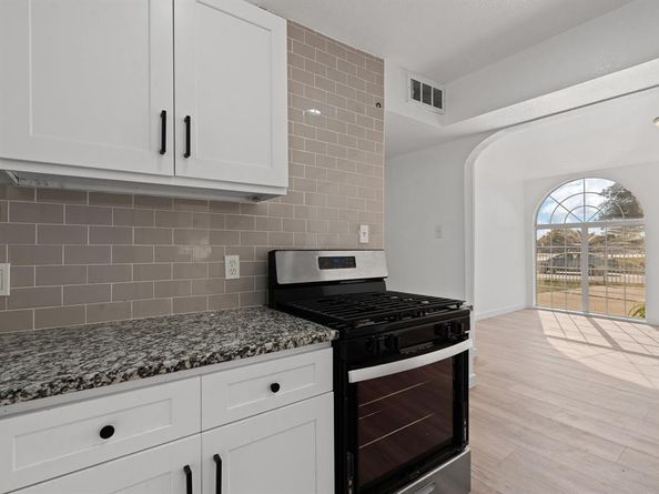 4125  Martin Street , Fort Worth Texas 76119