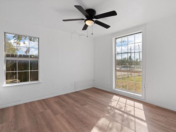 4125  Martin Street , Fort Worth Texas 76119