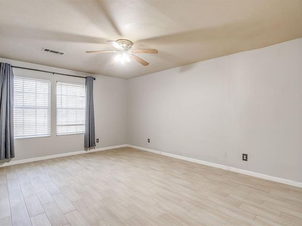 1633  Trinity View Street , Irving Texas 75060