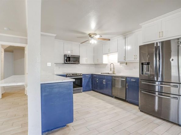 1633  Trinity View Street , Irving Texas 75060