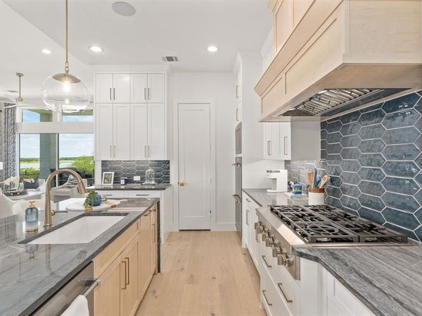 8608  Scottys Lake Lane , The Colony Texas 75056