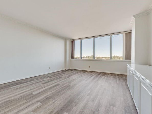 5200  Keller Springs Road  537, Dallas Texas 75248