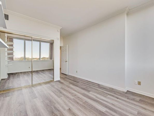 5200  Keller Springs Road  537, Dallas Texas 75248