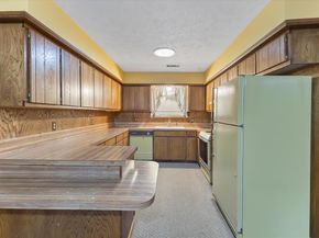 10714  Grove Oaks Boulevard , Dallas Texas 75217