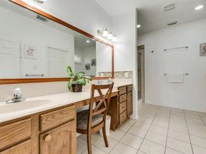 2206 N Carroll Avenue , Dallas Texas 75204