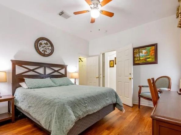 2206 N Carroll Avenue , Dallas Texas 75204