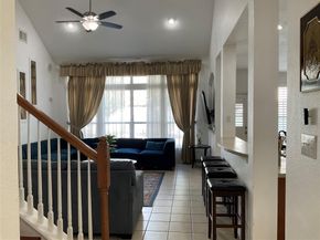 2206 N Carroll Avenue , Dallas Texas 75204