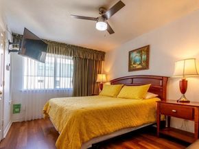 2206 N Carroll Avenue , Dallas Texas 75204