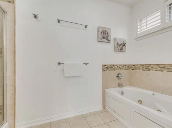 2206 N Carroll Avenue , Dallas Texas 75204