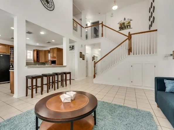 2206 N Carroll Avenue , Dallas Texas 75204