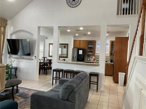 2206 N Carroll Avenue , Dallas Texas 75204