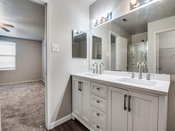 1035  Mayflowers Lane , Lancaster Texas 75134