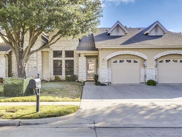 816  Earhart Avenue , Grand Prairie Texas 75051