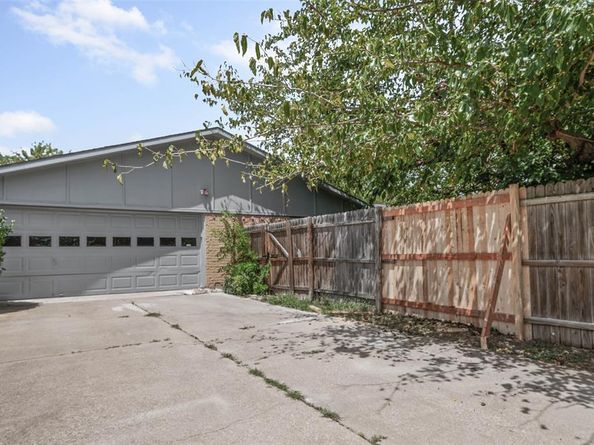 2068 E Peters Colony Road , Carrollton Texas 75007