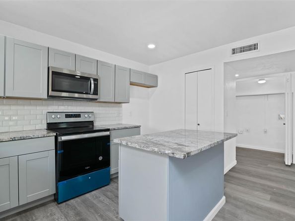 2068 E Peters Colony Road , Carrollton Texas 75007