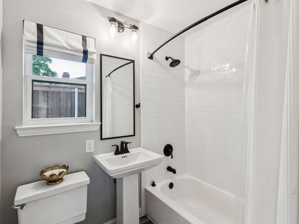 9942  Edgecove Drive , Dallas Texas 75238