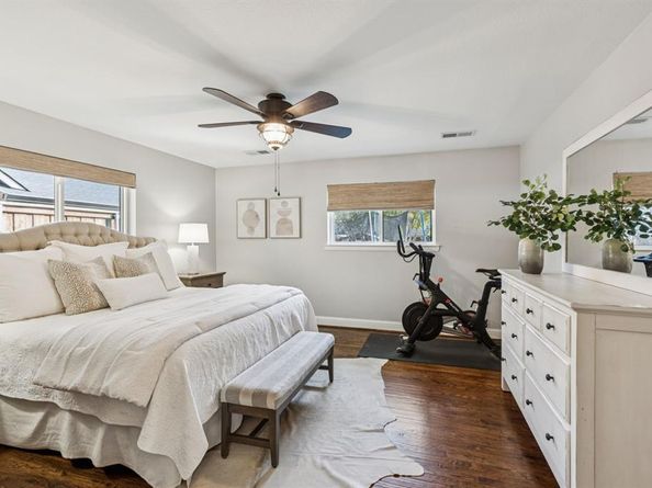 9942  Edgecove Drive , Dallas Texas 75238