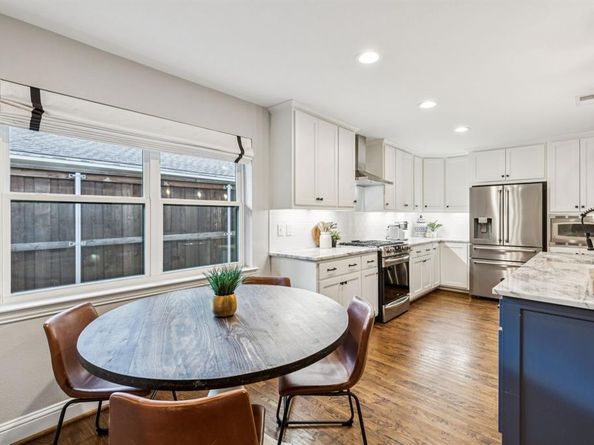 9942  Edgecove Drive , Dallas Texas 75238