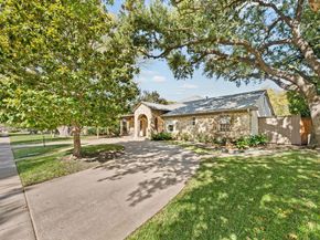 1322  Apache Drive , Richardson Texas 75080