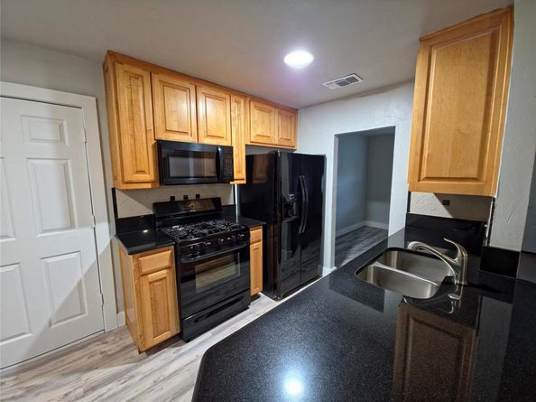 10014  Tamalpais  , Dallas Texas 75217