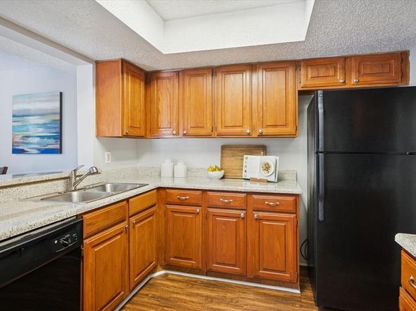 13144  Burninglog Lane , Dallas Texas 75243