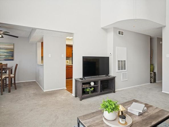 13144  Burninglog Lane , Dallas Texas 75243