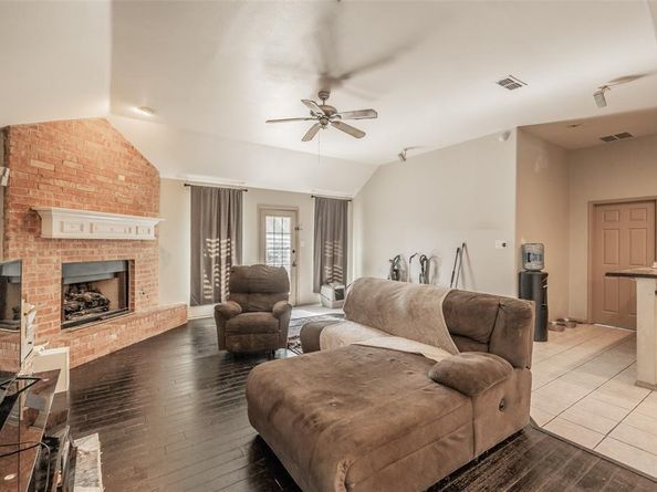 8808  Creede Trail , Fort Worth Texas 76118