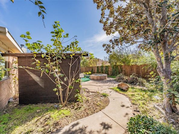 8808  Creede Trail , Fort Worth Texas 76118