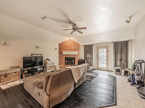 8808  Creede Trail , Fort Worth Texas 76118