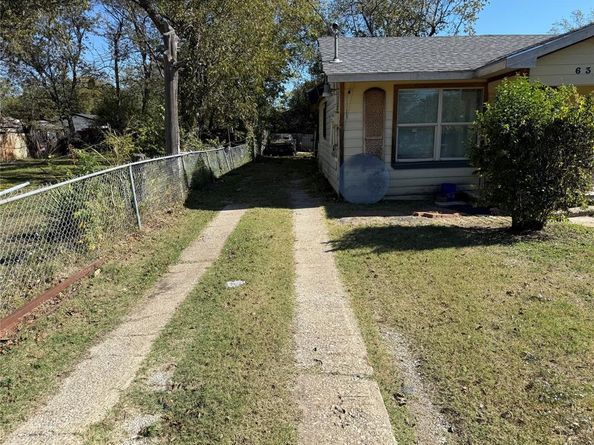 638  Bethpage Avenue , Dallas Texas 75217