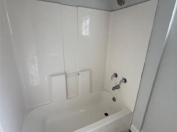 638  Bethpage Avenue , Dallas Texas 75217