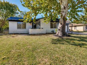 6920  Robinhood Lane , Fort Worth Texas 76112