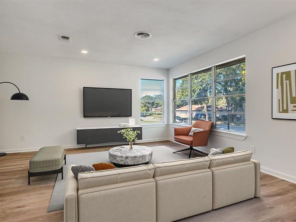 6920  Robinhood Lane , Fort Worth Texas 76112