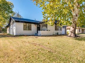 6920  Robinhood Lane , Fort Worth Texas 76112