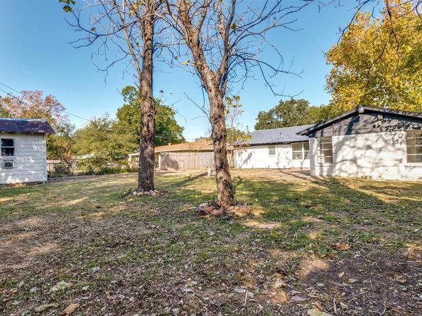 6920  Robinhood Lane , Fort Worth Texas 76112