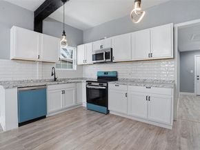 1107 E Allen Avenue , Fort Worth Texas 76104