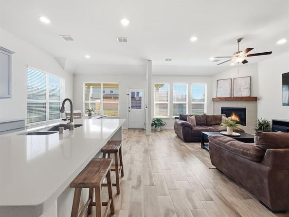 14733  Equine Trail , Fort Worth Texas 76052