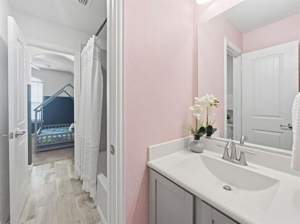 14733  Equine Trail , Fort Worth Texas 76052