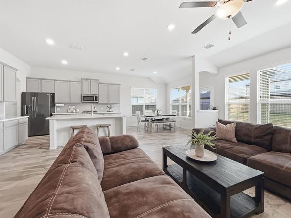 14733  Equine Trail , Fort Worth Texas 76052