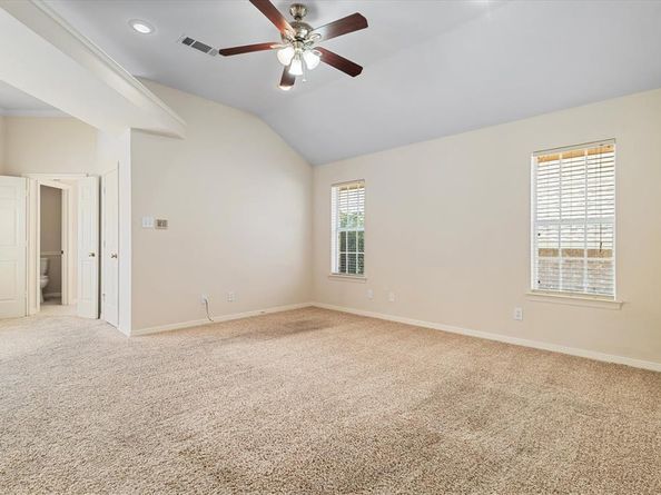 720  Smokerise Circle , Denton Texas 76205