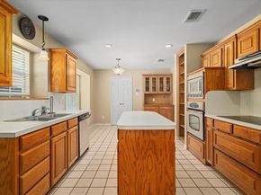 720  Smokerise Circle , Denton Texas 76205