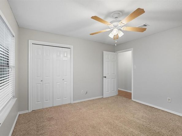 3422  Dovecreek Drive , Arlington Texas 76016