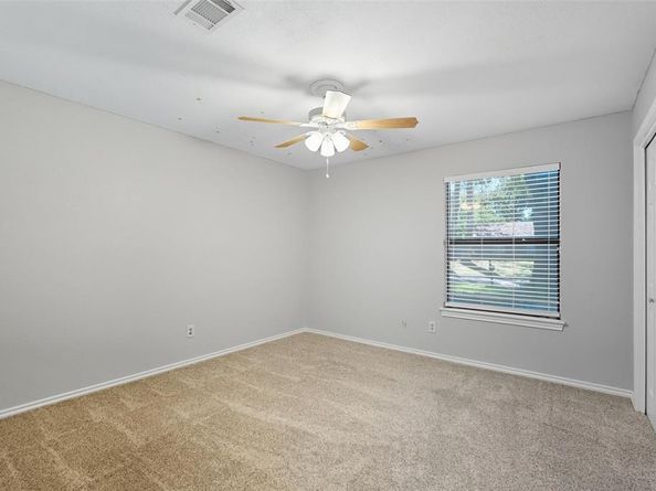 3422  Dovecreek Drive , Arlington Texas 76016