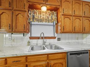 3422  Dovecreek Drive , Arlington Texas 76016