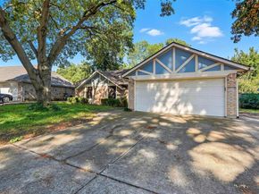 3422  Dovecreek Drive , Arlington Texas 76016