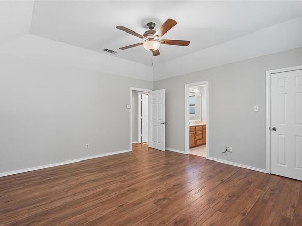 3422  Dovecreek Drive , Arlington Texas 76016