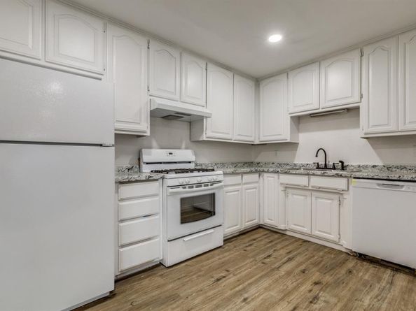 5241 E Berry Street , Fort Worth Texas 76119