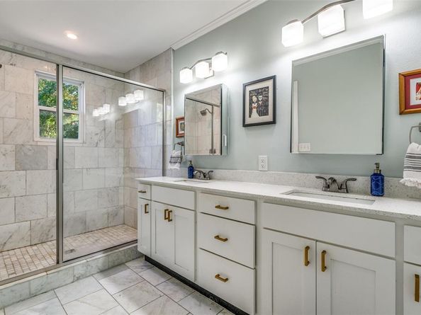 1635  Taft Street , Dallas Texas 75208